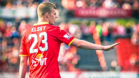 Elsey signs Reds contract extension